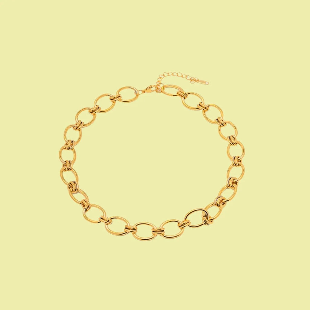 Elegant Gold-Tone Link Necklace: Timeless Sophistication