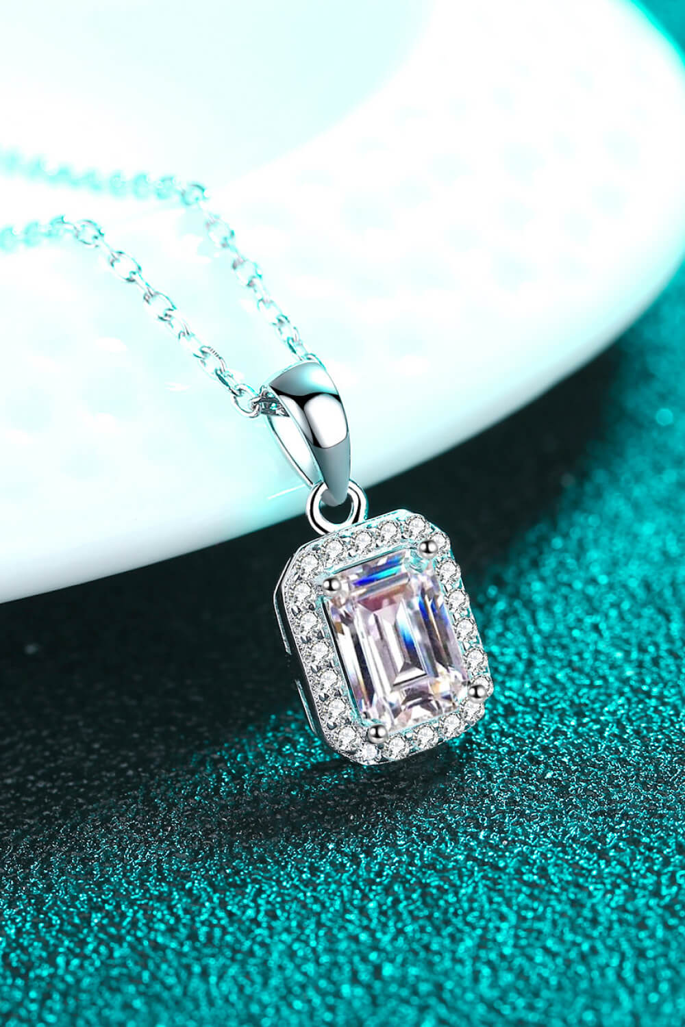 Elegant Moissanite Sterling Silver Pendant Necklace Jewelry Bubble