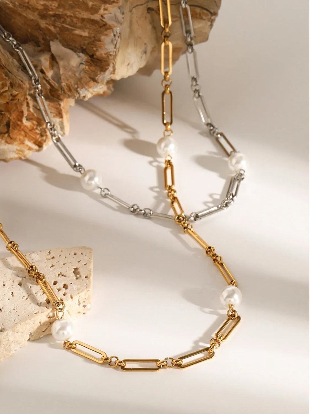 Elegant Paperclip Chain Necklace with Faux Pearls