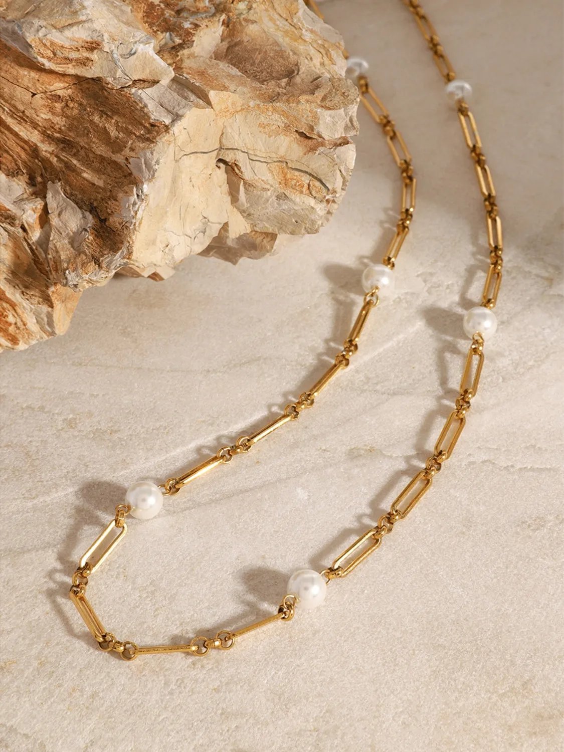 Elegant Paperclip Chain Necklace with Faux Pearls