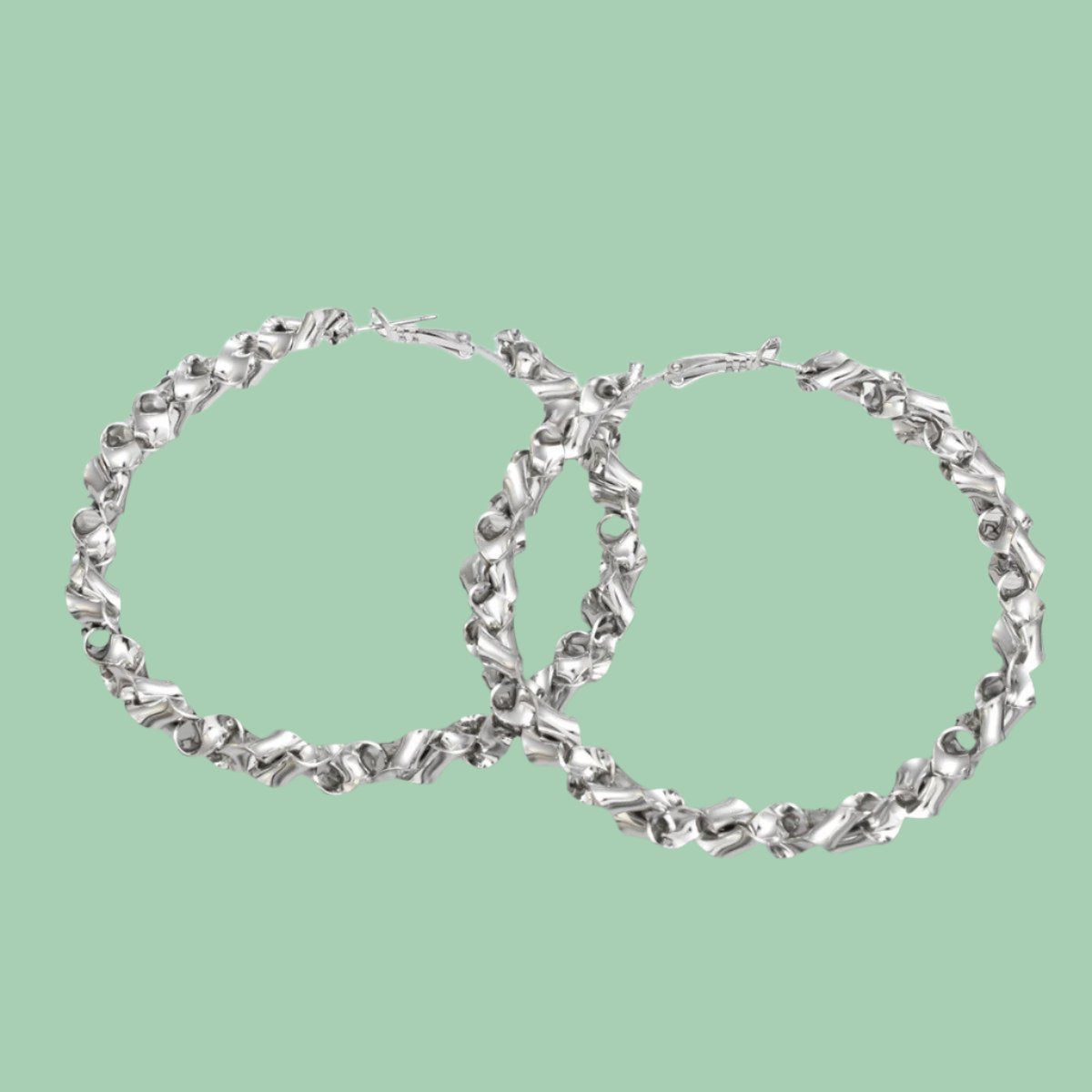 Elegant Silver Tone Twisted Hoop Earrings – Stylish Chunky Chain Design for a Trendy Look for Women Jewelry Bubble