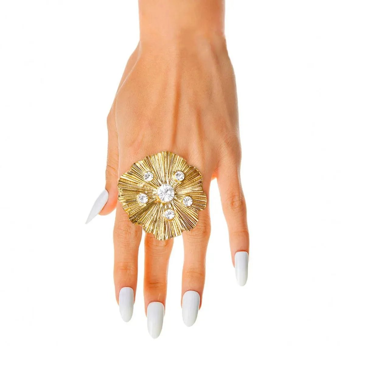Embellished Gold Flower Ring for Women to Glamorize Your Style