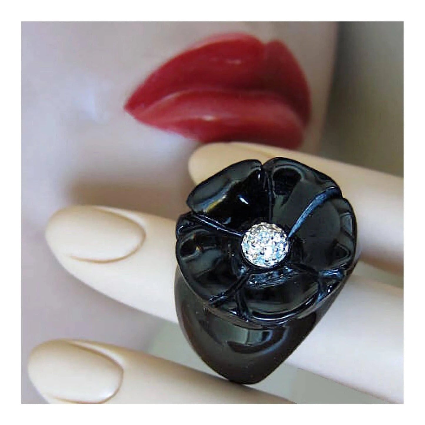 Exceptional Quality Black Onyx Cocktail Ring Jewelry Bubble