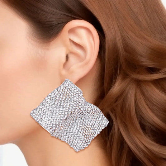 Exquisite Silver Wave Stud Earrings Trending for Radiant Style Pinktown