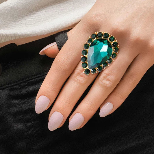 Eye-Catching Green Teardrop Cocktail Ring - Striking Fashion Jewelry Jewelry Bubble