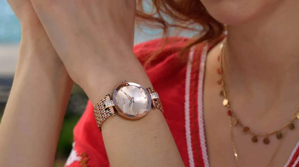 Facet Strass Swiss Ladies Watch J5.634.M