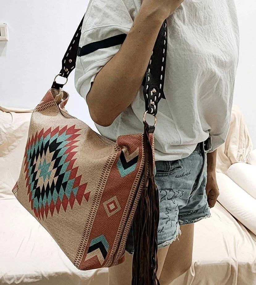 Fringe Shoulder Bag Retro Inspired Style Jewelry Bubble