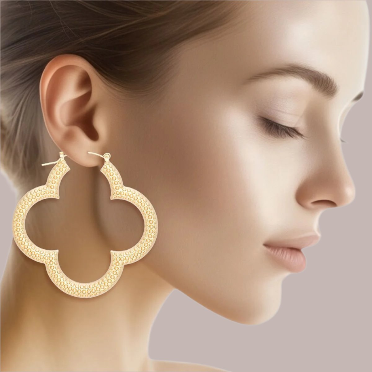 Glamorous Gold Hoop Earrings - Embrace Elegance Jewelry Bubble