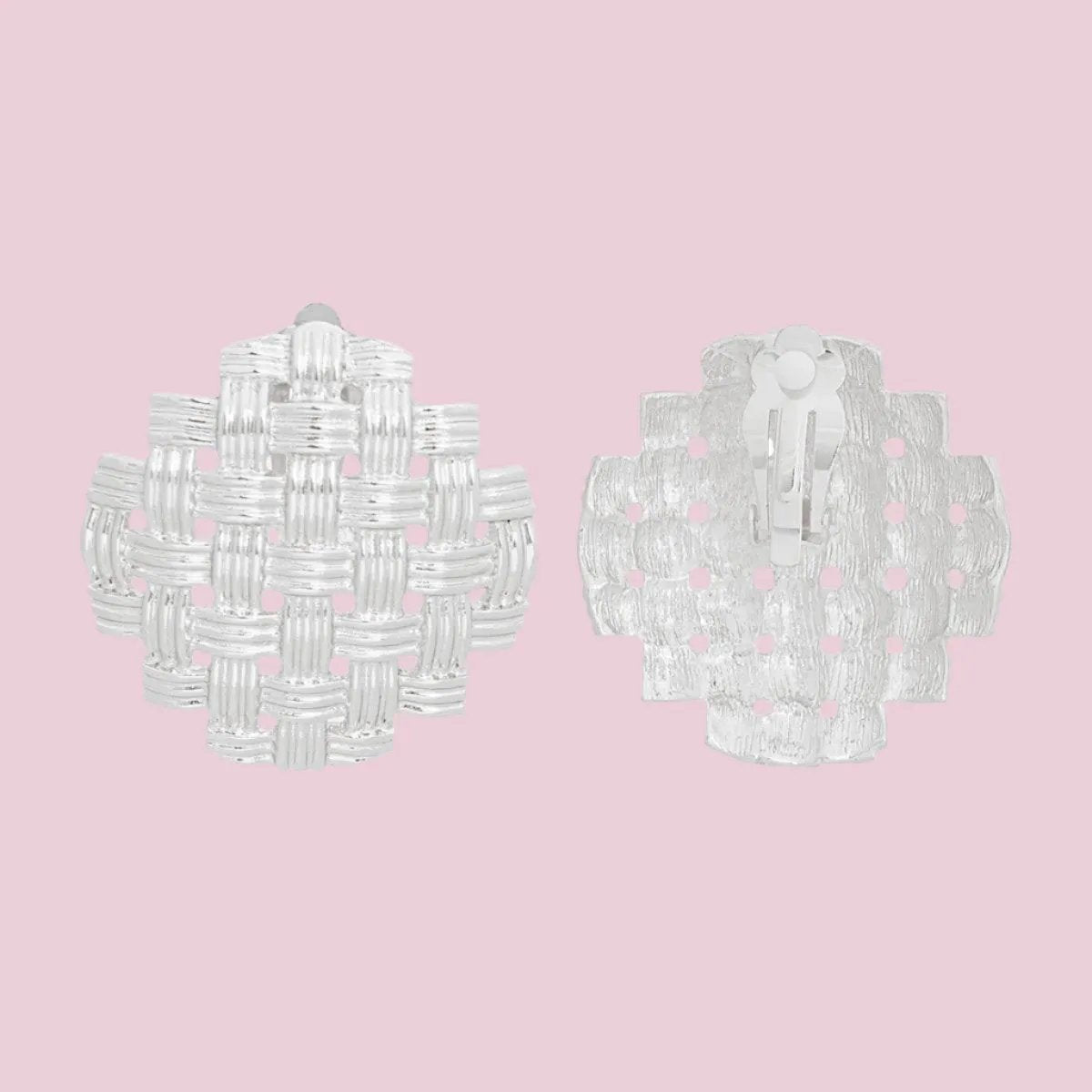 Gold-Tone Basket Weave Round Clip-On Earrings – Elegant Textured Design