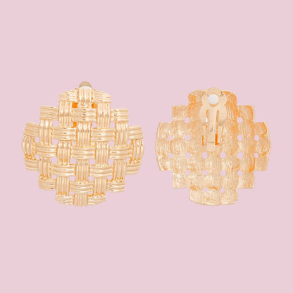 Gold-Tone Basket Weave Round Clip-On Earrings – Elegant Textured Design Jewelry Bubble