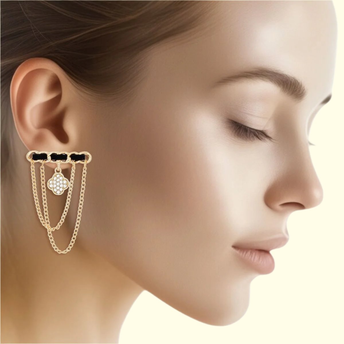 Gold Woven Bar Stud Earrings with Clover Charm Jewelry Bubble