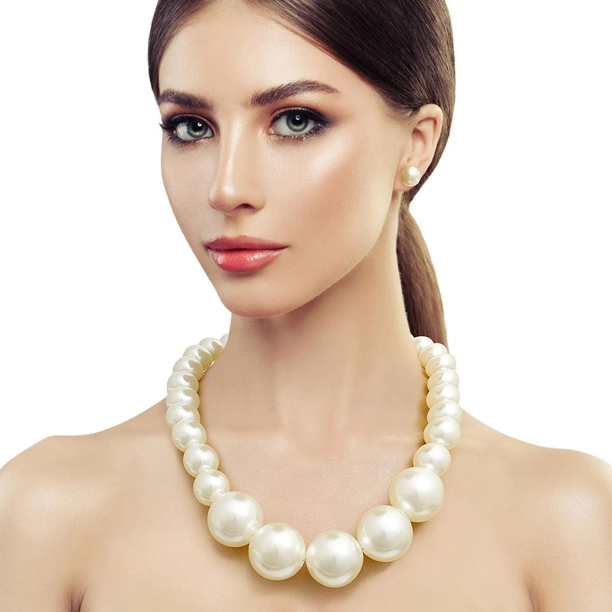 Graduated Faux Pearl Necklace Set Jewelry Bubble