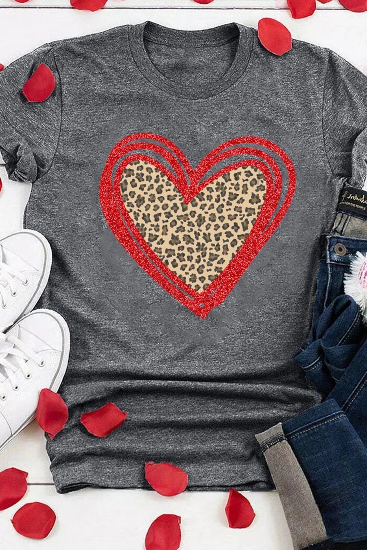 Gray Sequin Tee Leopard Heart Graphic T-Shirt Jewelry Bubble