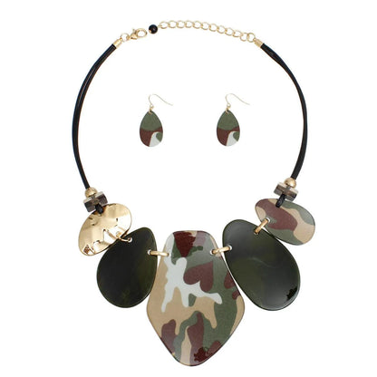 Green Camouflage Necklace Set – Bold Fashion Statement Jewelry Bubble