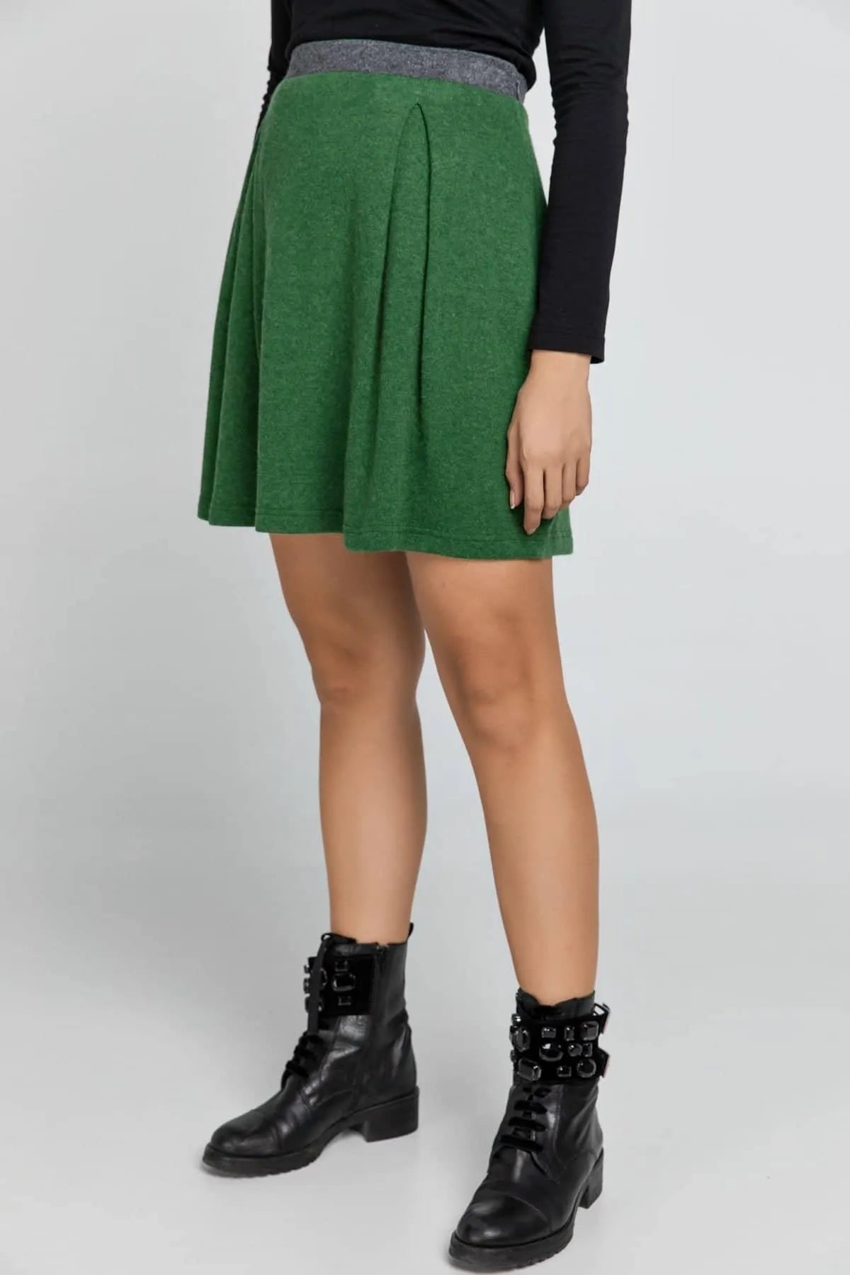 Green Mini Skirt Dark Grey Waistband Jewelry Bubble