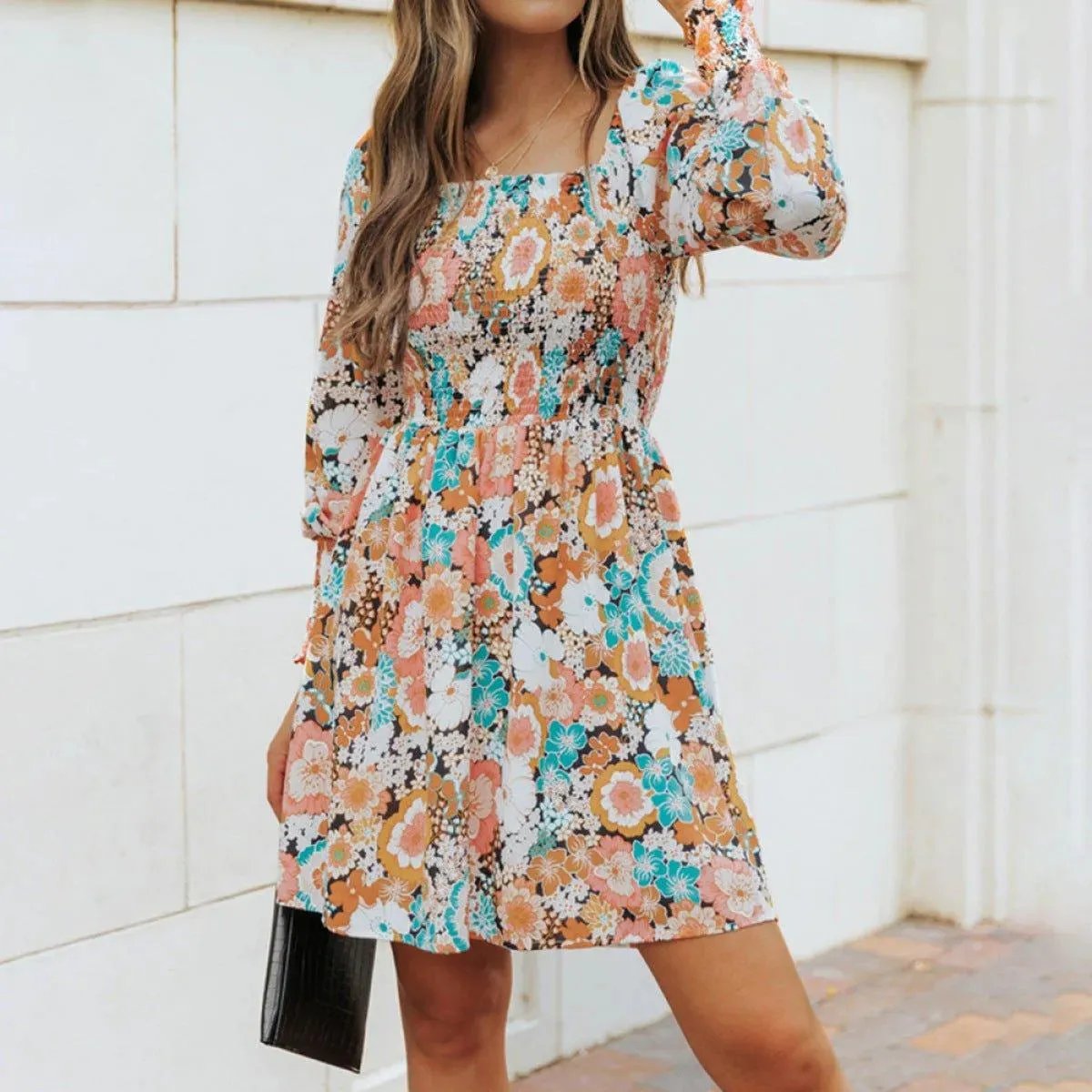 High Waist Backless Square Neck Long-Sleeve Dress