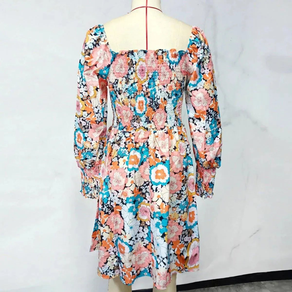 High Waist Backless Square Neck Long-Sleeve Dress