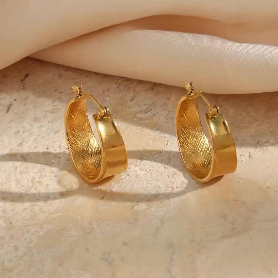 Gold Earrings Olivia Ellipse Hoops – Mid-Century Modern Inspired Design Fashion Earrings