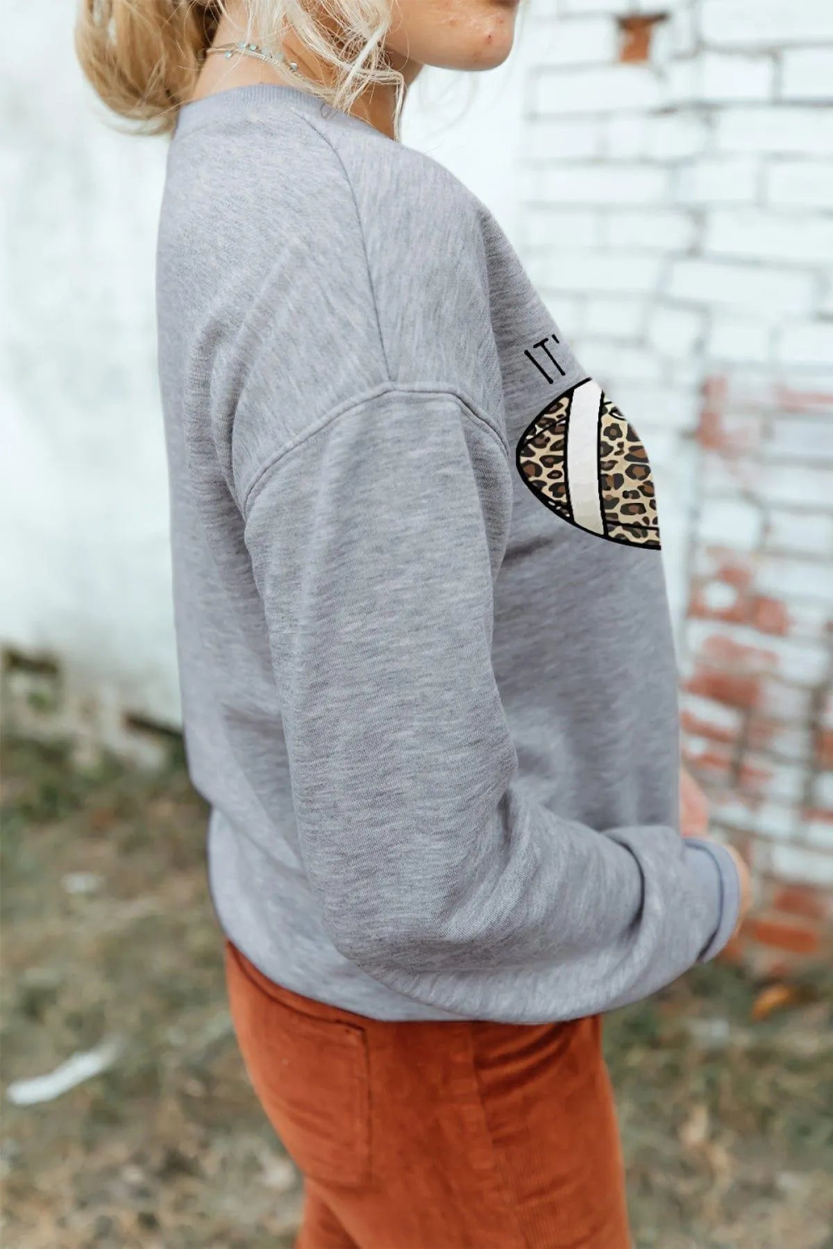 IT'S GAME DAY Y'ALL Leopard Rugby Print Graphic Sweatshirt in Gray Jewelry Bubble