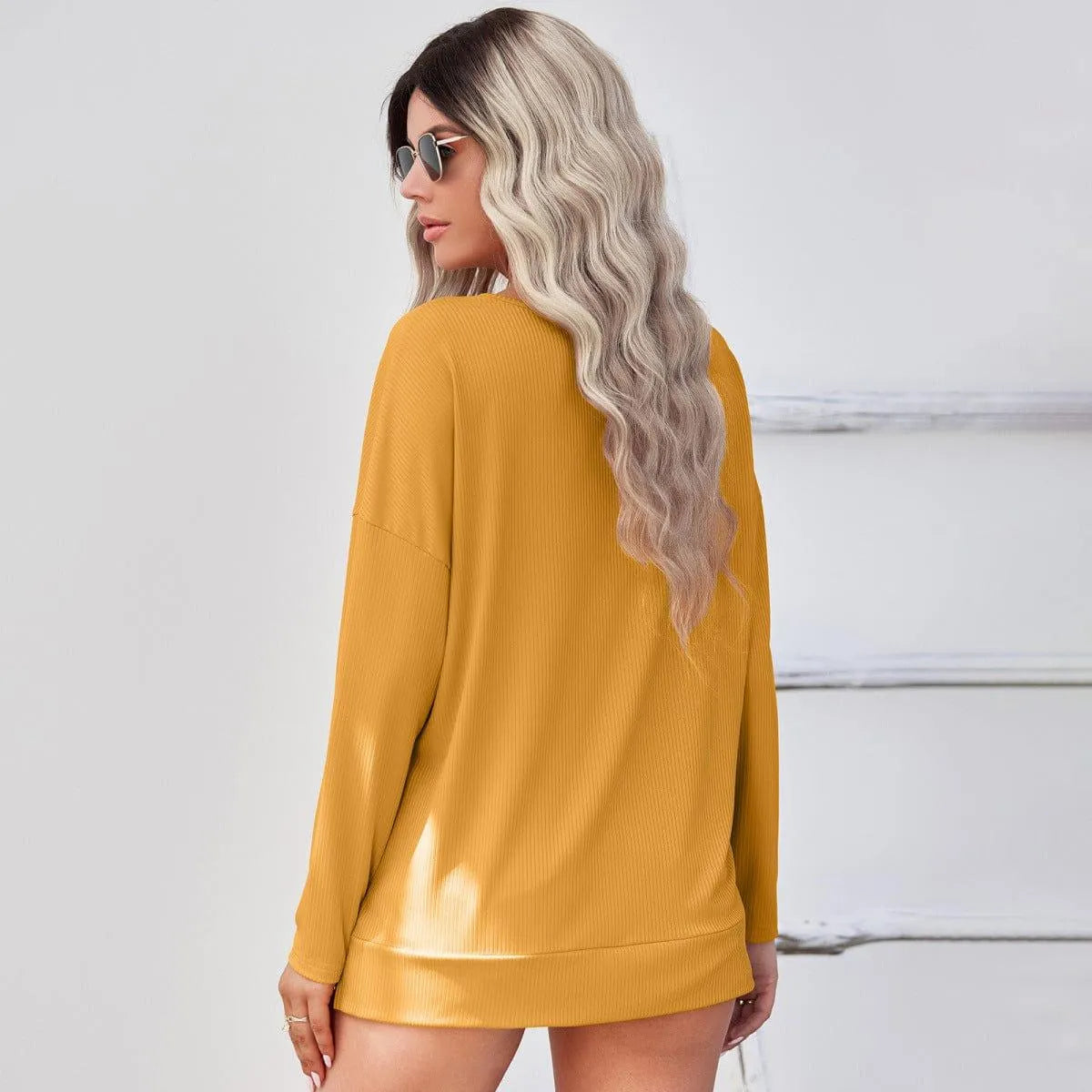 Long Sleeve V-Neck Knit Pullover Top Jewelry Bubble