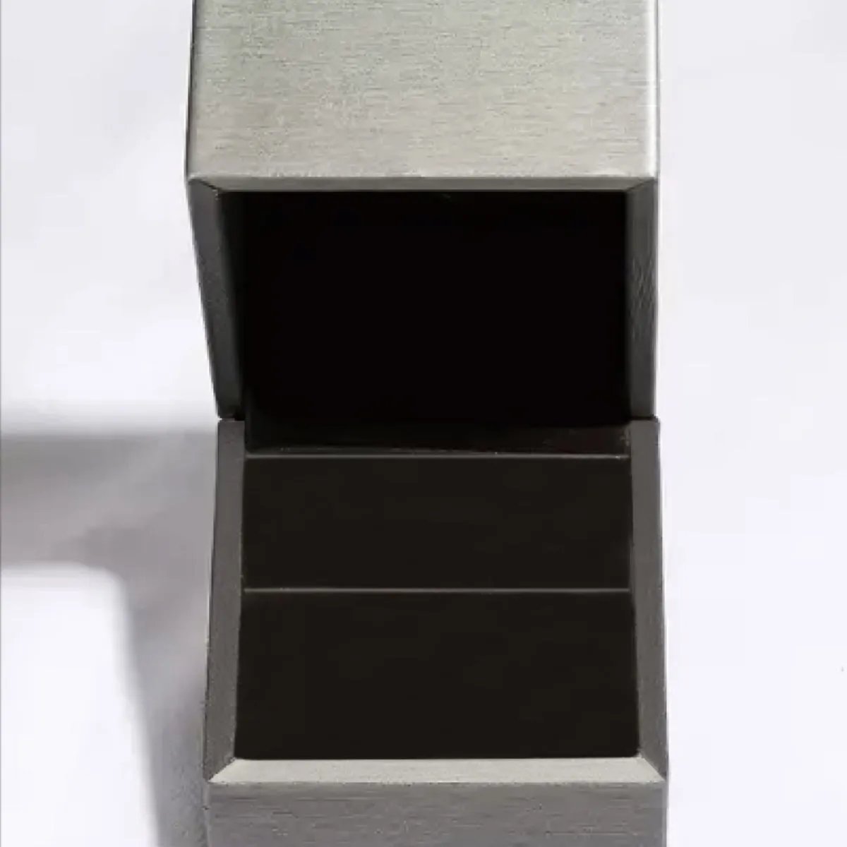 Minimalist 4-Stone Stud Earrings in Gold & Silver: Stylish and Modern Jewelry