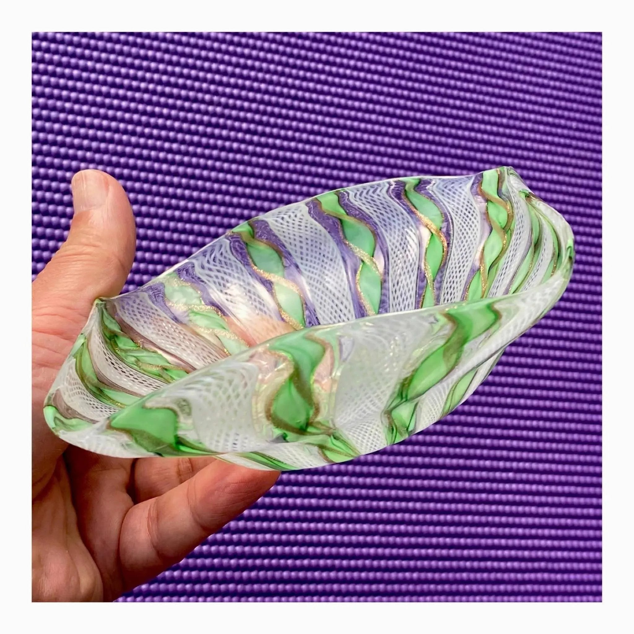 Murano Zanfirico Bowl with Aventurine