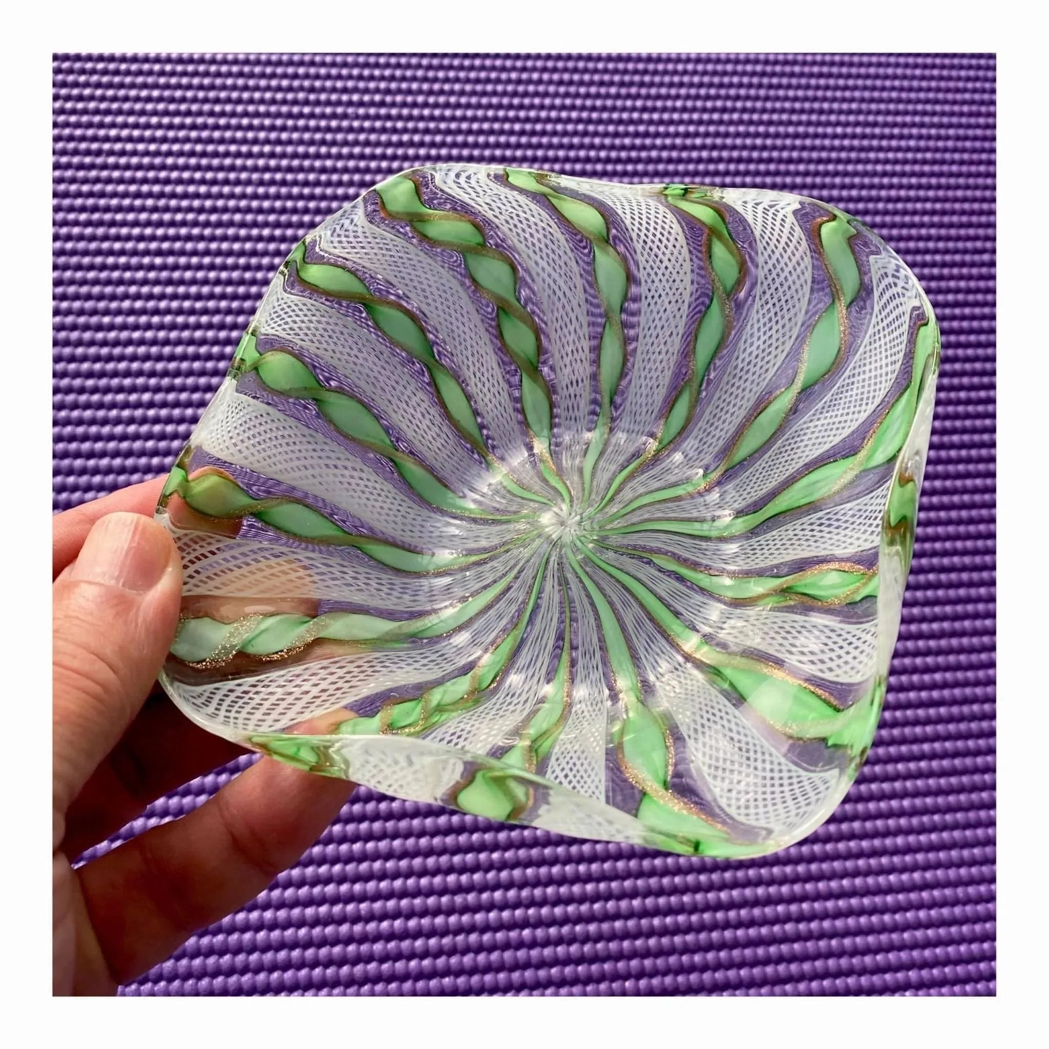Murano Zanfirico Bowl with Aventurine