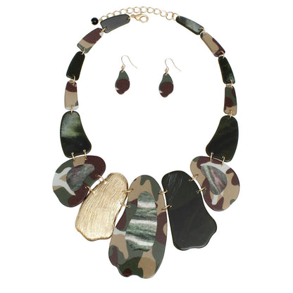 Necklace Set: Bold Green Chic for Any Occasion Jewelry Bubble