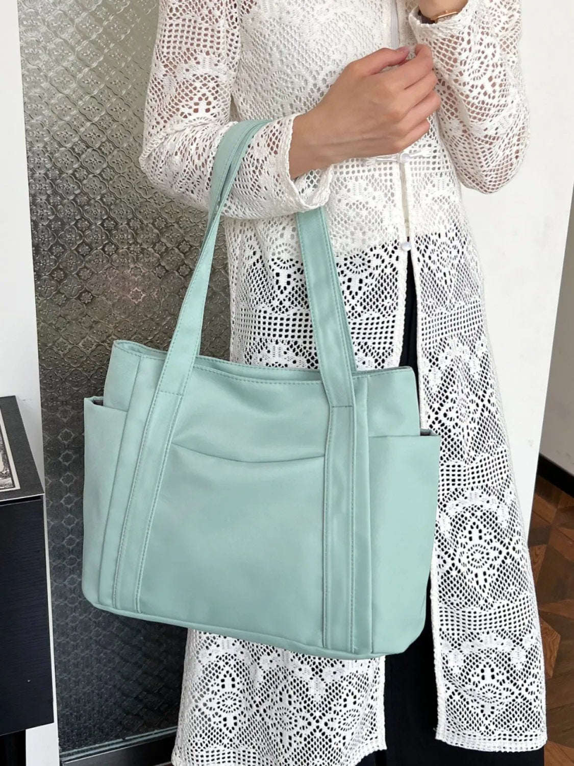 Nylon Oxford Large Tote Bag with Zipper for Women