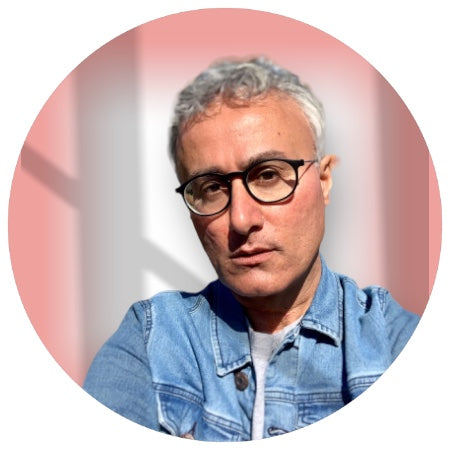 Profile Image of Malcolm Ross Hudson Curator of Jewelry Bubble
