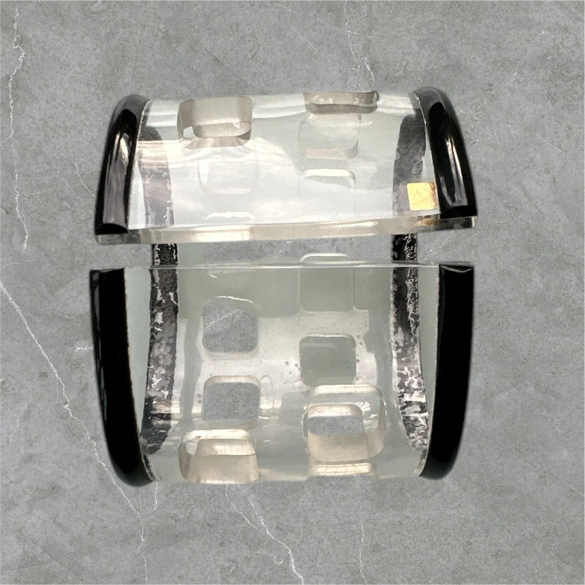 Vintage Acrylic Open-Cuff Bracelet for Women - Checkerboard Design