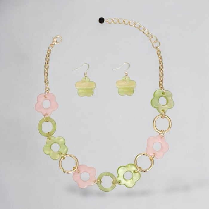 Pink & Green Flower Necklace – Fun & Playful Pinktown