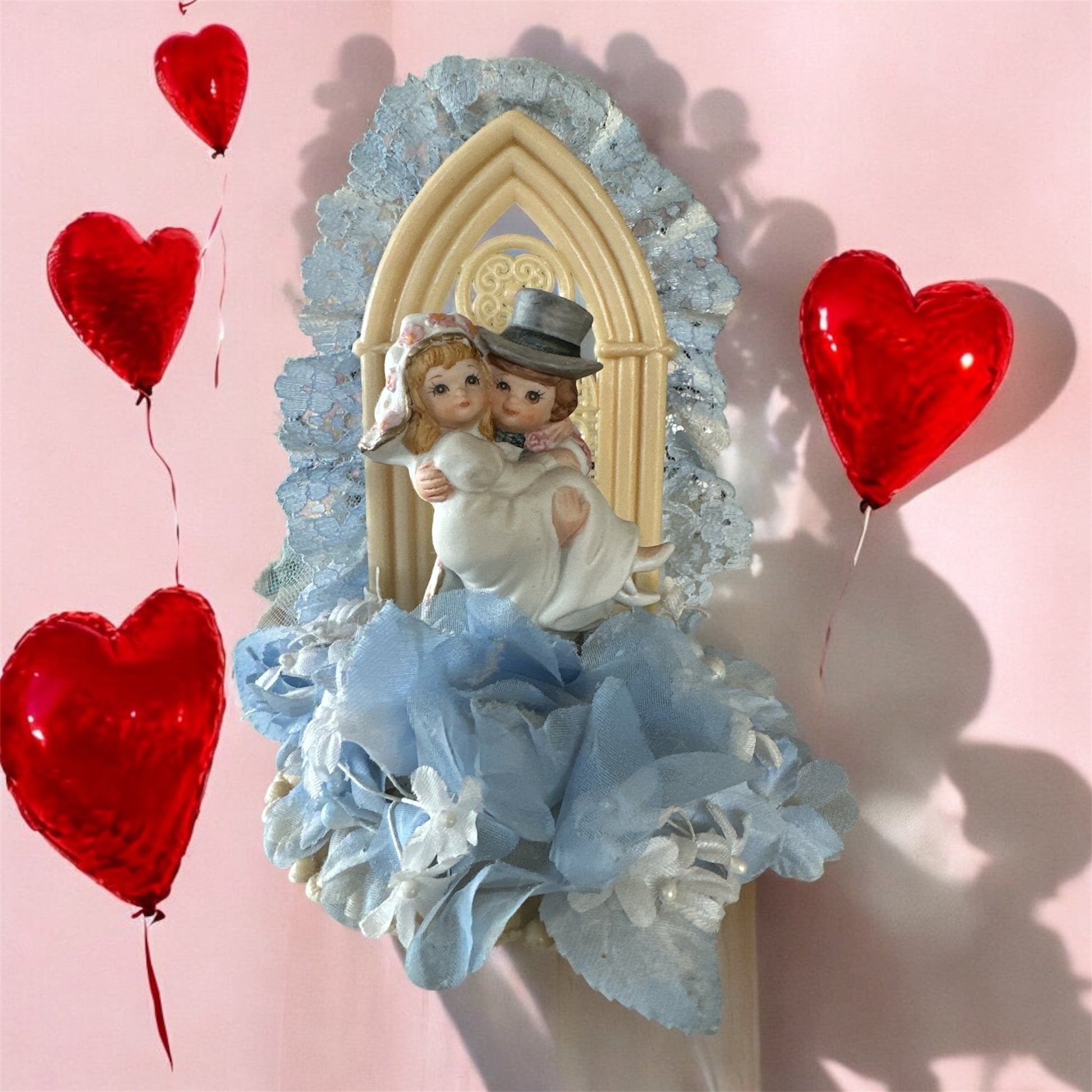 Vintage Cake Topper - 1950s Style Wedding Charm with Blue Arch Jewelry Bubble