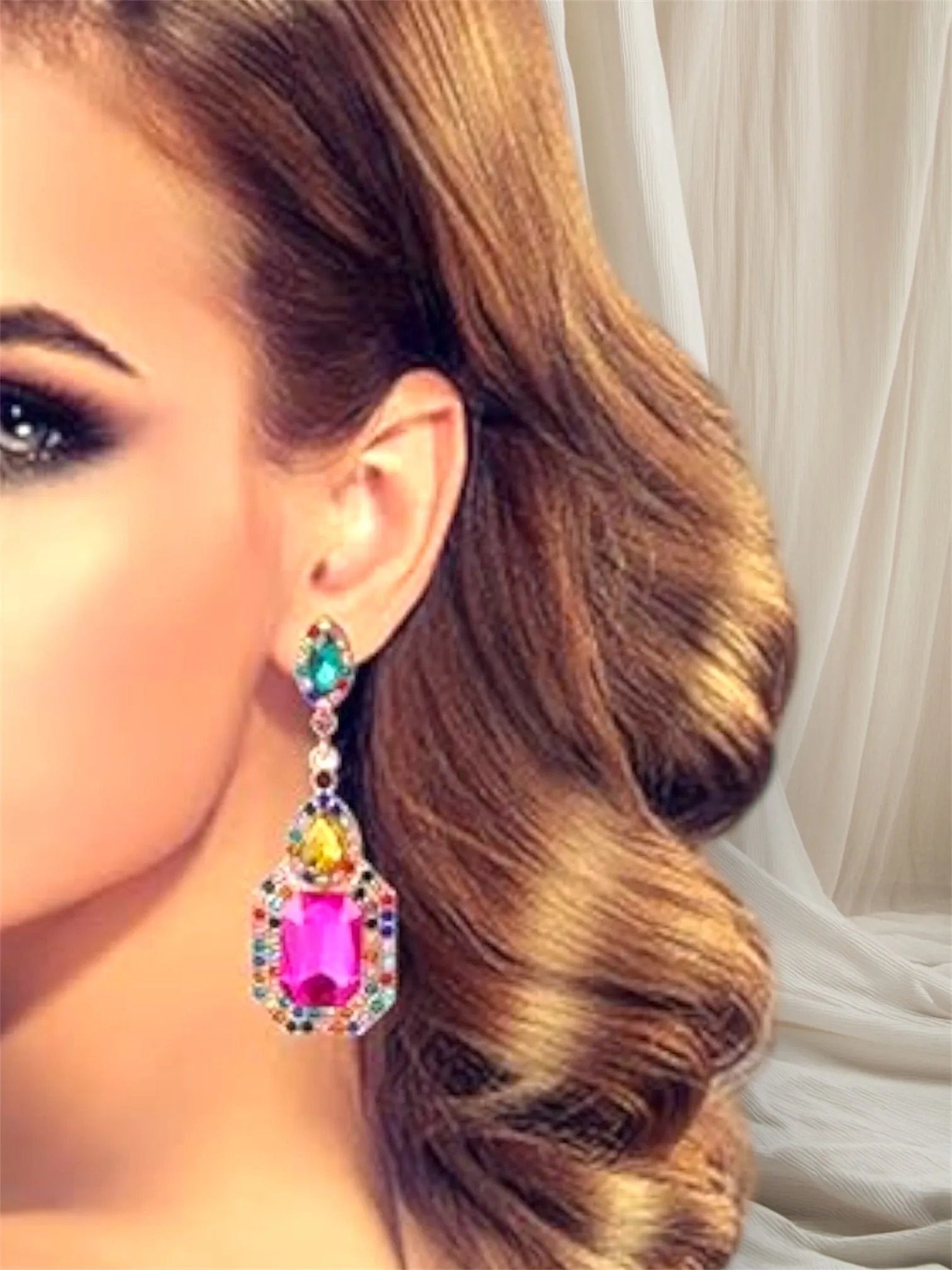 Rhinestone Dangle Drop Earrings - Sparkling Statement Jewelry for Special Occasion