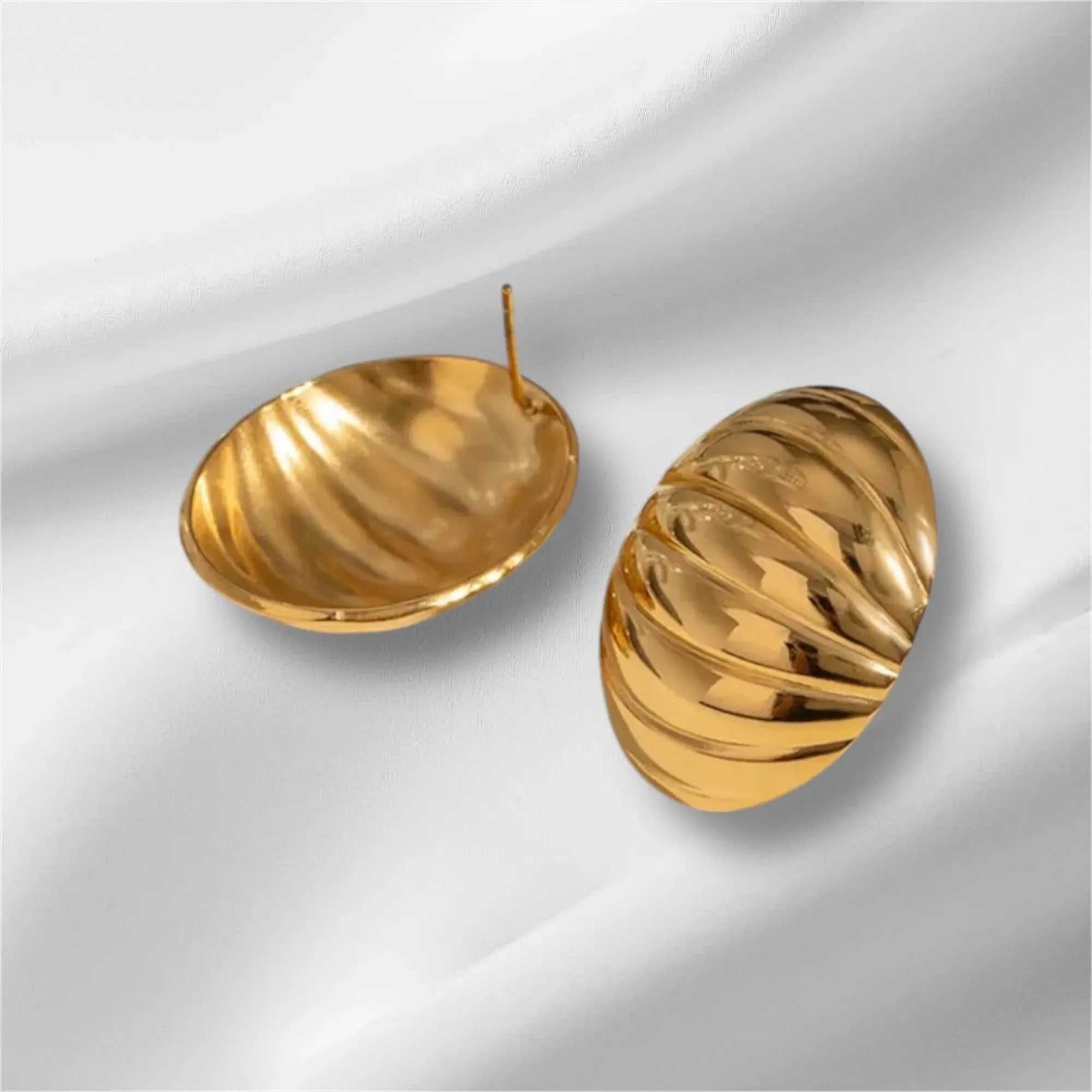 Ribbed Bell Gold Earrings - Vintage-Inspired Elegance