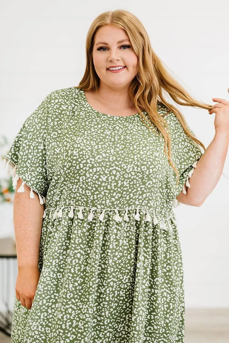 Roar in Style with Your Plus Size Green Leopard Print Dress Jewelry Bubble