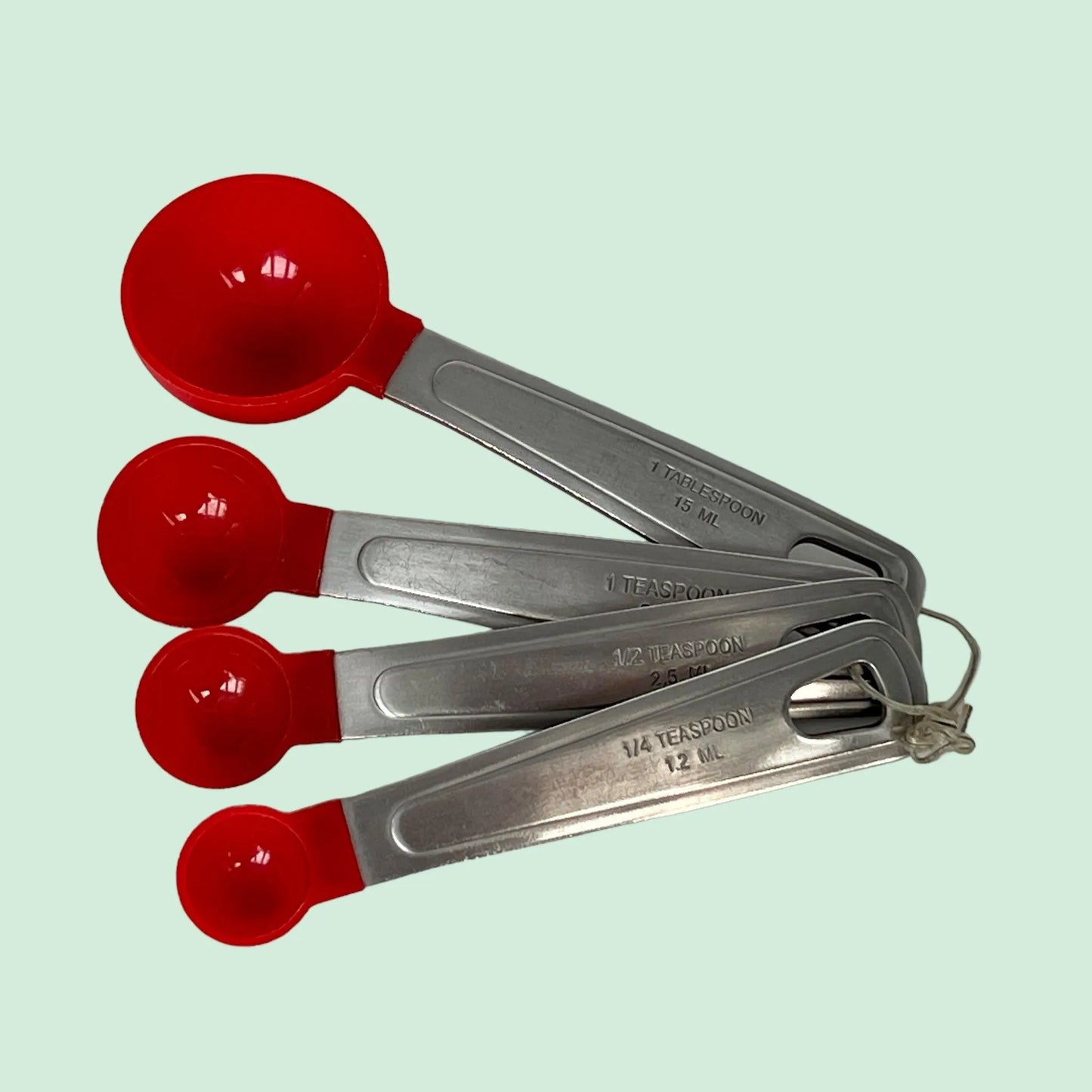 Set of 4 Measuring Spoons Red/Stainless Steel, Gently Used Jewelry Bubble