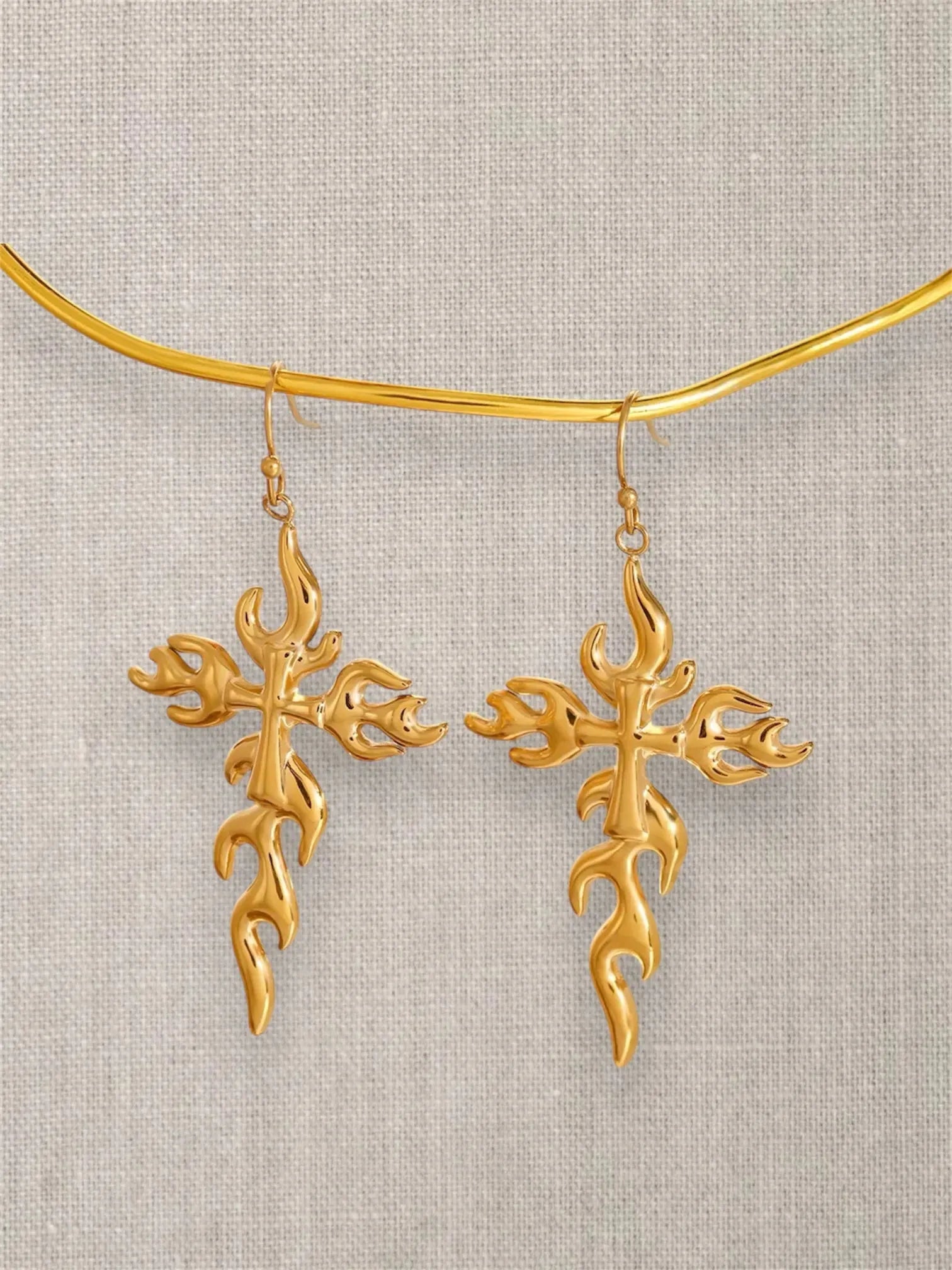 Statement Earrings for Bold Style