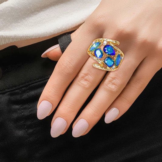 Stunning Blue Crystal Curved Cocktail Ring - Must-Have Accessory Jewelry Bubble