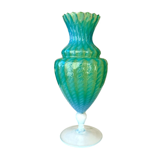 Vintage Empoli Glass Vase: A Classic Italian Masterpiece Jewelry Bubble