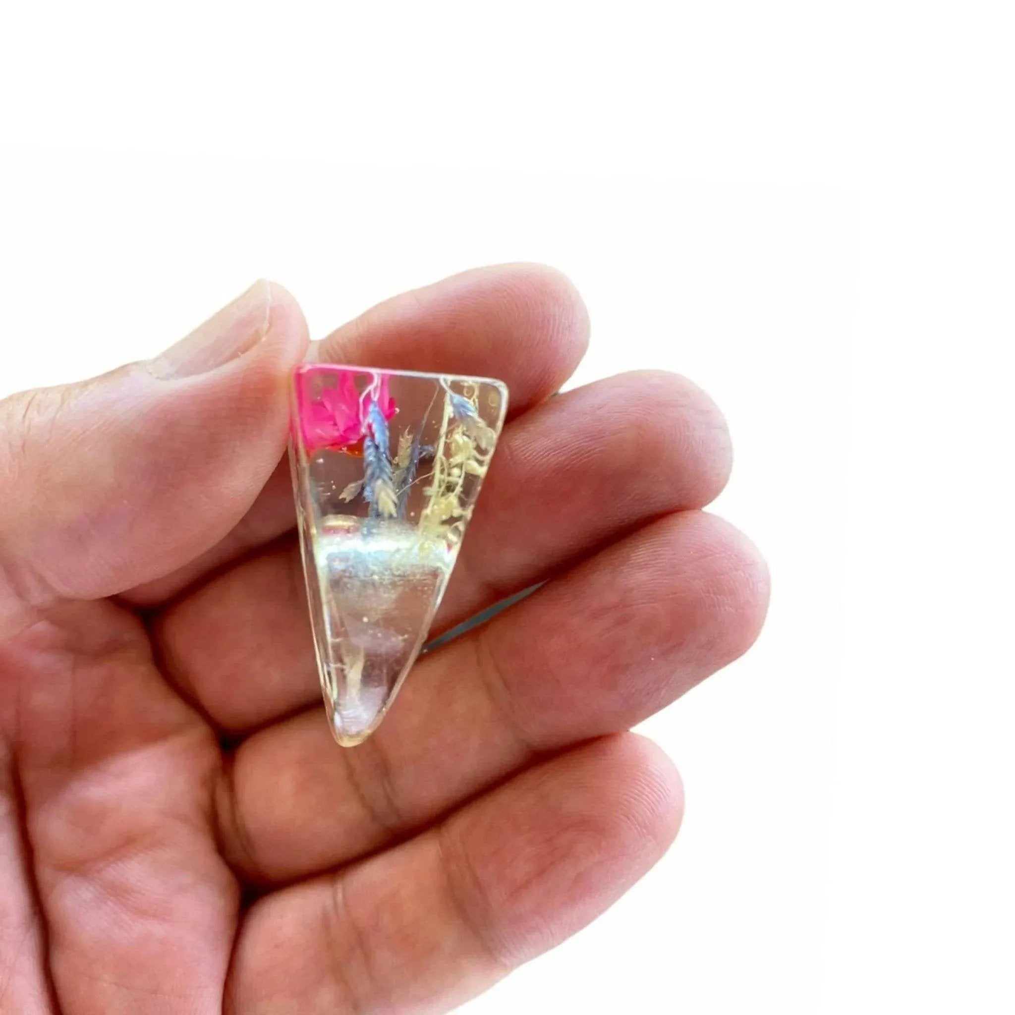 Vintage Lucite Ring Embedded Strawflower