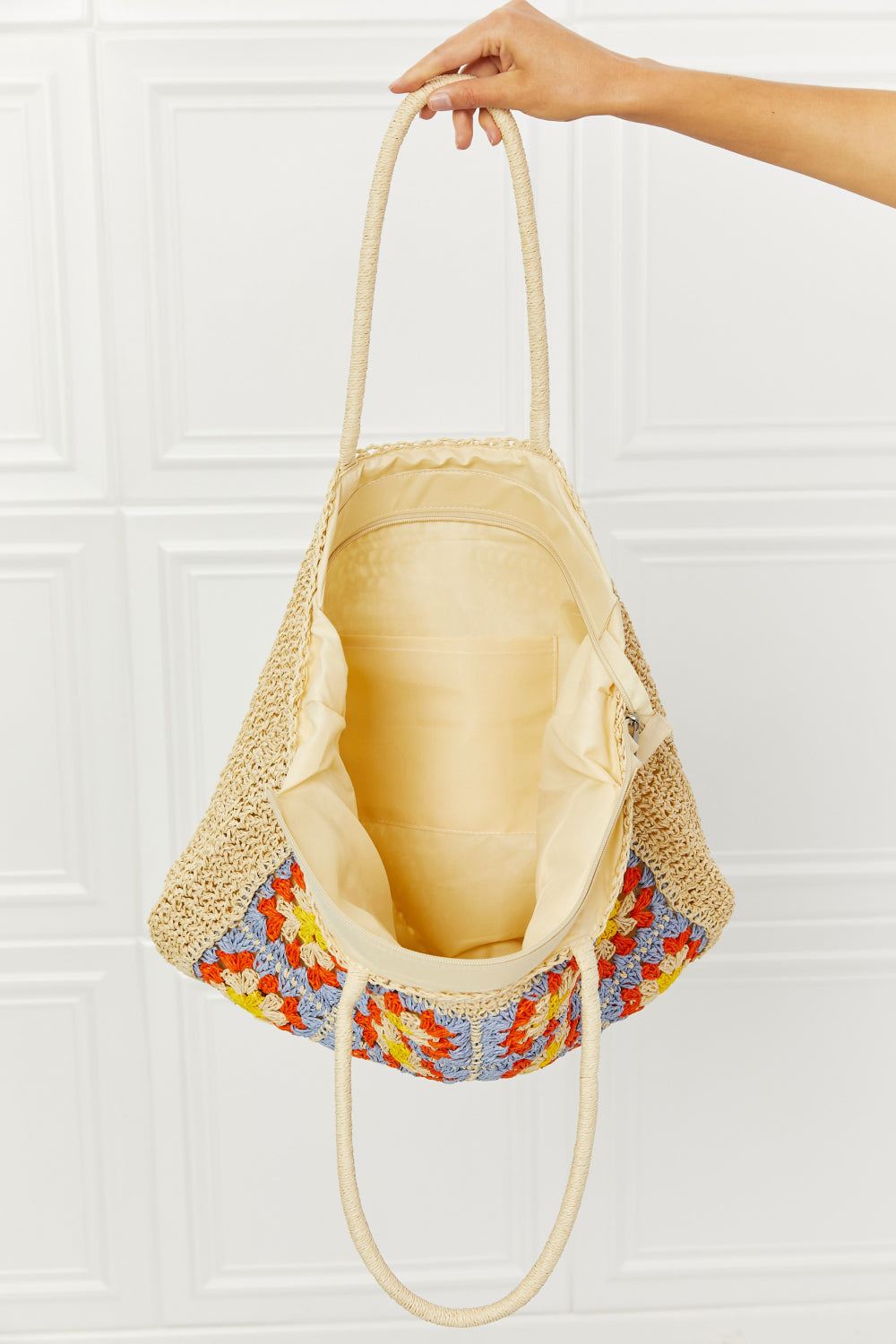 Vintage Style Crochet-Design Large Straw Tote Jewelry Bubble