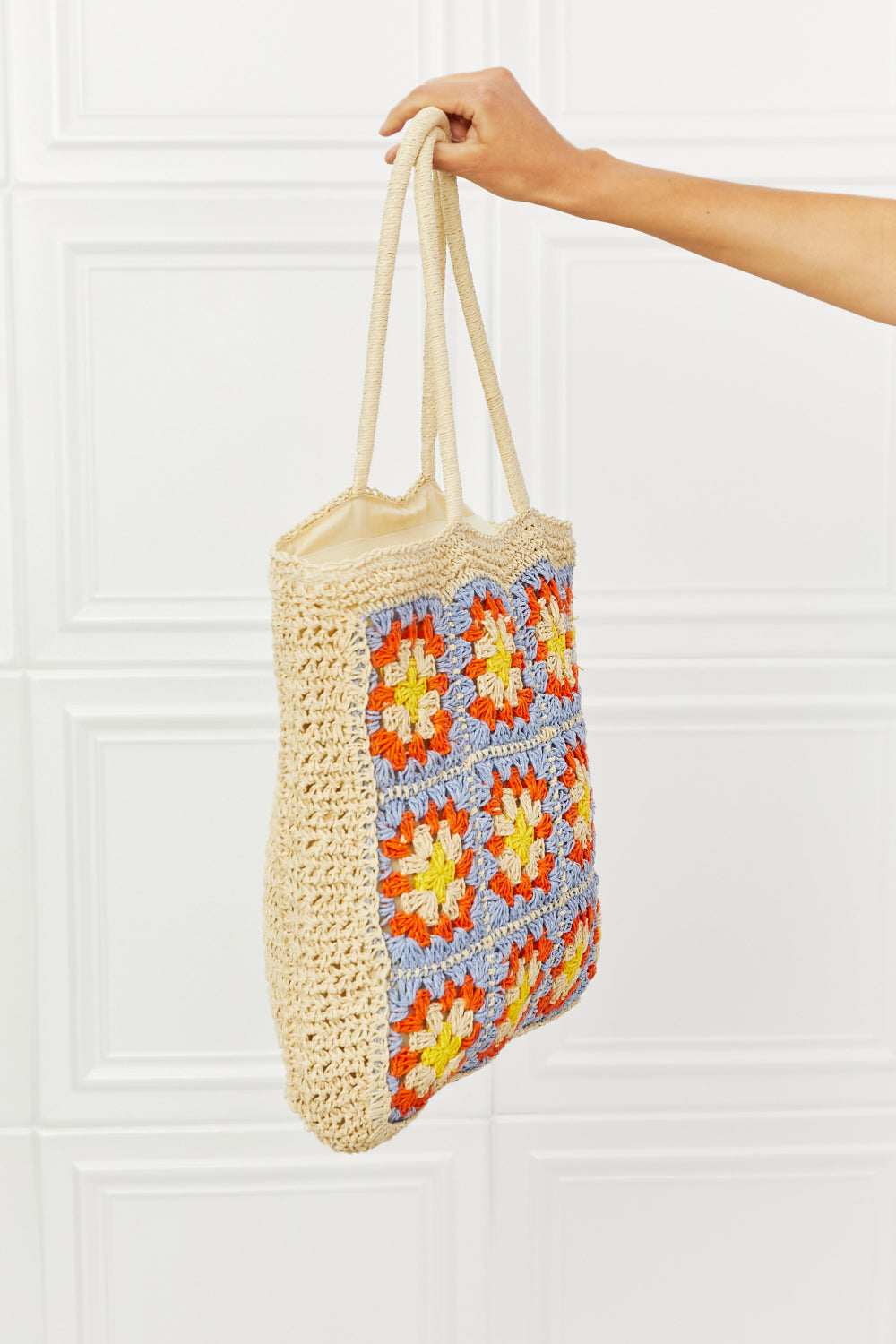 Vintage Style Crochet-Design Large Straw Tote Jewelry Bubble