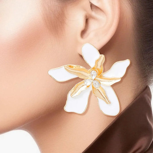 White Iris Stud Earrings - Stunning Fashion Jewelry Pinktown