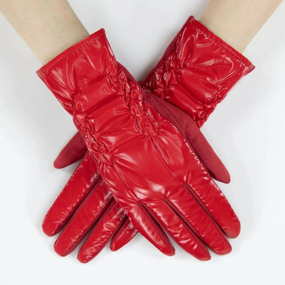 Women's Red Winter Gloves: Cozy & Chic Choice Jewelry Bubble