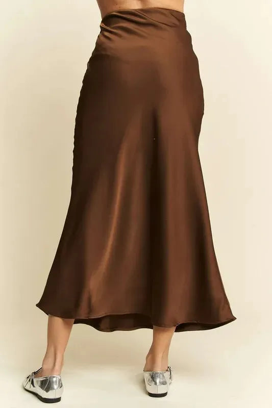 High Waist Midi Skirt - Elegant & Versatile Wardrobe Staple