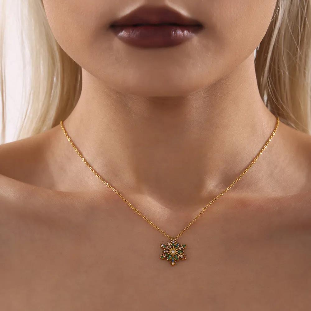 Jewelry Bubble 18K Gold-Plated Snowflake Pendant Necklace with Zircon Crystals - Available in Clear or Multicolor