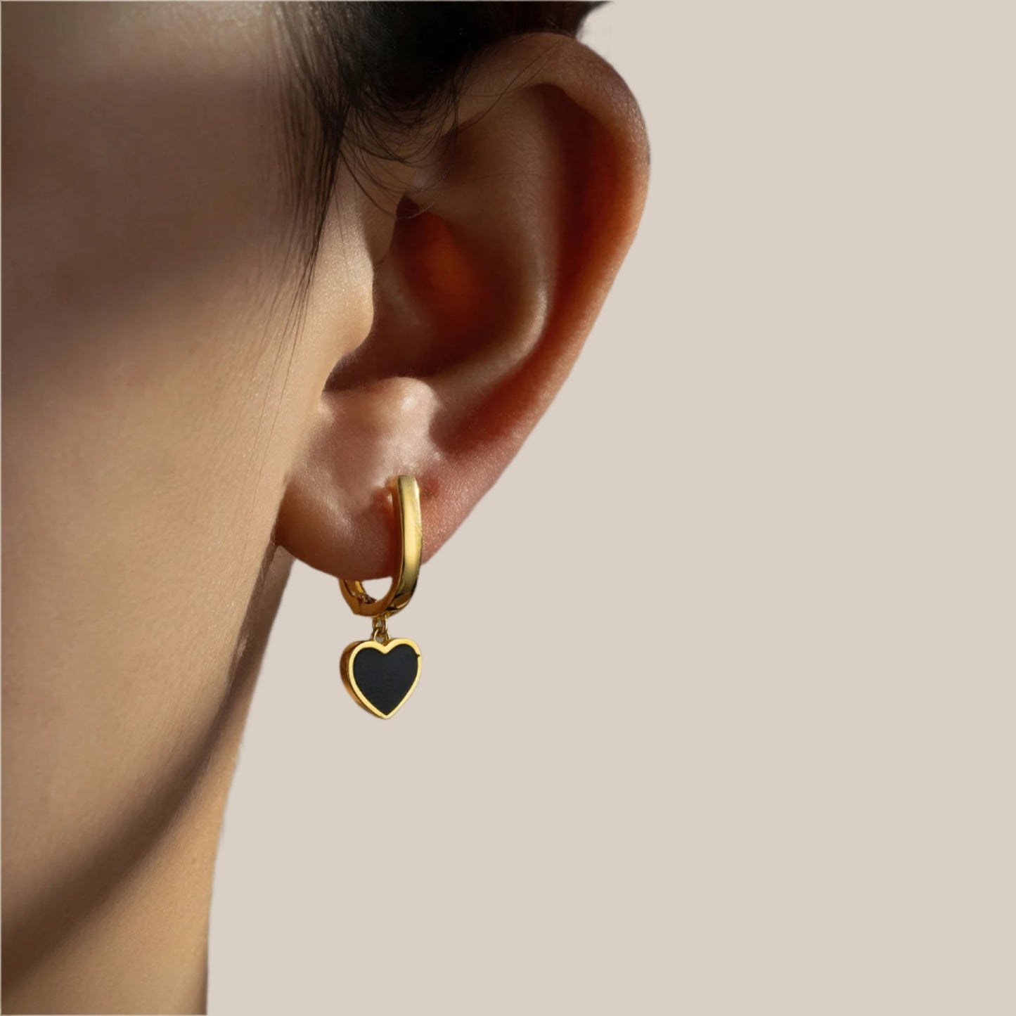 Heart-Fluttering Earrings