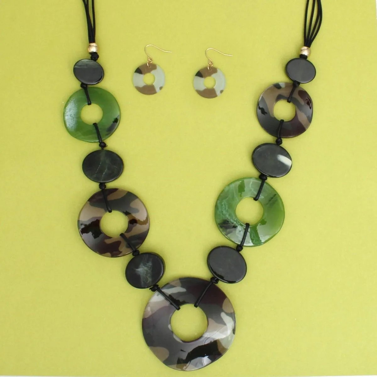 Green Camouflage Acrylic Necklace Statement Set
