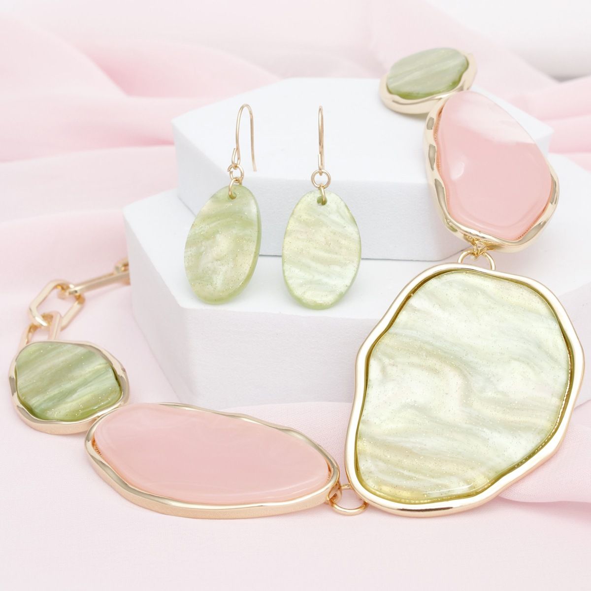 Resin Statement Necklace Set Marbled Pink Green Agate Look with Earrings